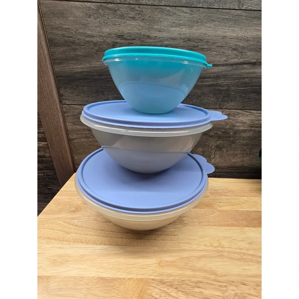 Tupperware Wonderlier Nesting Bowls Set of 3 Blue Teal Lids 237-5 236-18 233-23